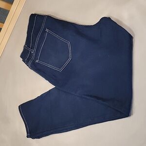 No Boundaries, Size 17 Dark Wash Skinny Jeans, Button Fly, Excellent Condition